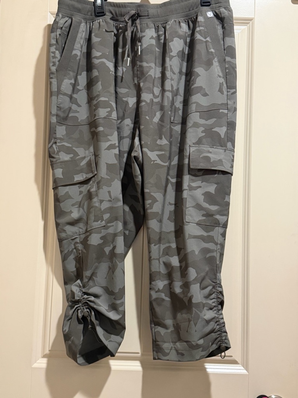 Livi Active Army Green Camouflage Cropped stretch twill Cargo Jogger Pants